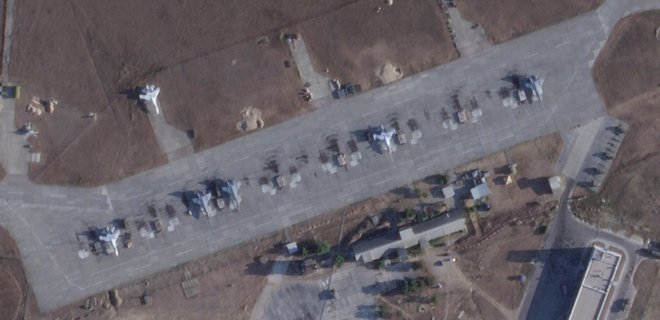 Судя по спутниковым снимкам, на аэродроме Бельбек под Севастополем повреждений нет - Фото