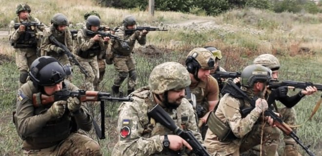 ЕС запустит тренировочную миссию для ВСУ возле границ Украины - Фото