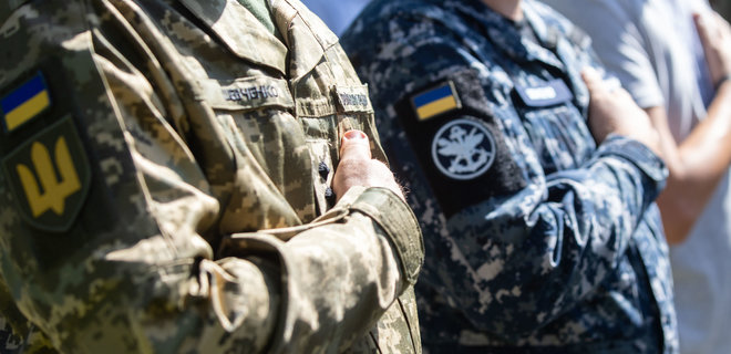 Захисники України підбили катер окупантів - Фото