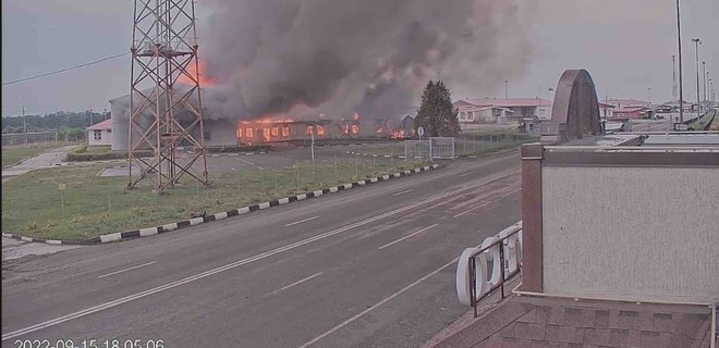 В Белгородском районе России горит таможенный терминал: фото - Фото