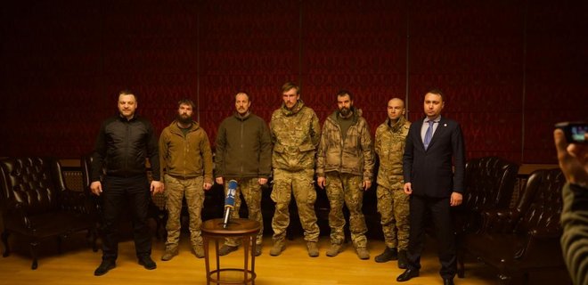 Посол Украины в Турции рассказал, в каких условиях находятся защитники Азовстали - Фото
