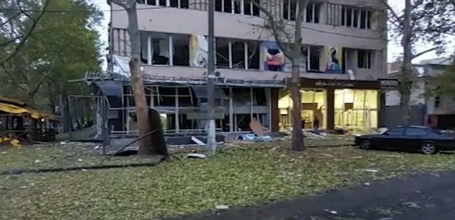 Армія Росії вдарила по Миколаєву та Запоріжжю: є постраждалі та пошкодження - Фото
