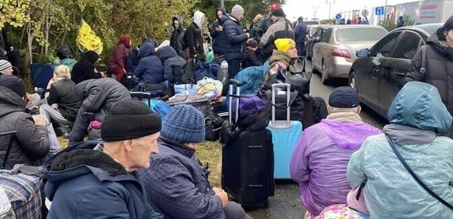 У границы с Эстонией россияне увезли неизвестно куда более 1000 украинских беженцев – ERR - Фото