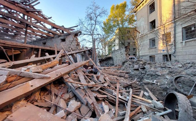 Россия ночью ударила ракетами по Николаеву: разрушены дома и учебные заведения – фото