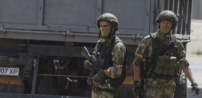 Россия перенесла военное управление в Геническ, чтобы оборонять юг — британская разведка - Фото