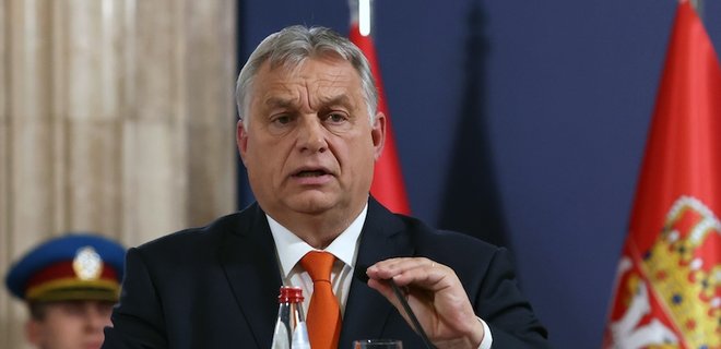 Орбан після скандалу з шарфом 