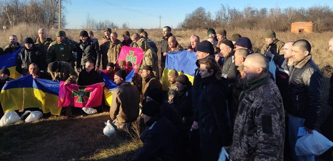Відбувся обмін полоненими. У День ЗСУ додому повернулися 60 українських військових – фото, відео - Фото