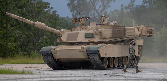 США отправят в Украину 31 танк Abrams – Bloomberg - Фото