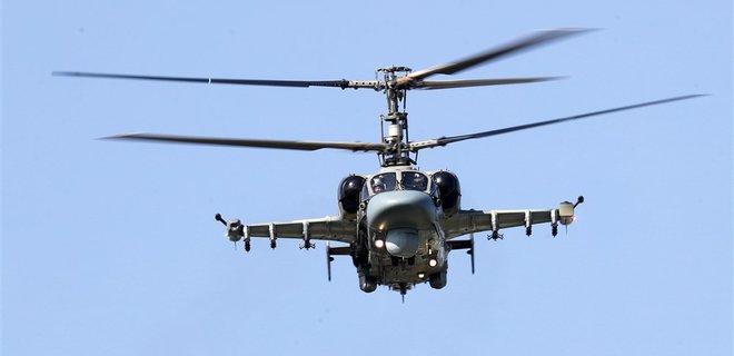 Украинские военные сбили вертолет Ка-52 и 27 