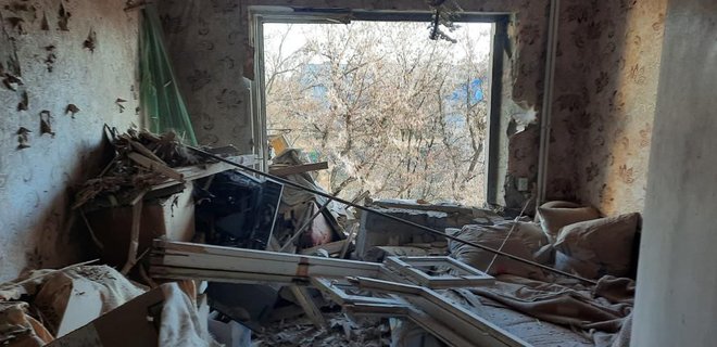 Росіяни обстріляли житловий квартал у Кураховому – фото - Фото