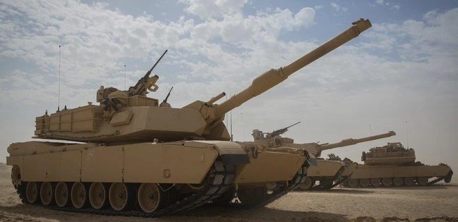 США розраховують розпочати постачання танків Abrams до України у вересні — Politico - Фото