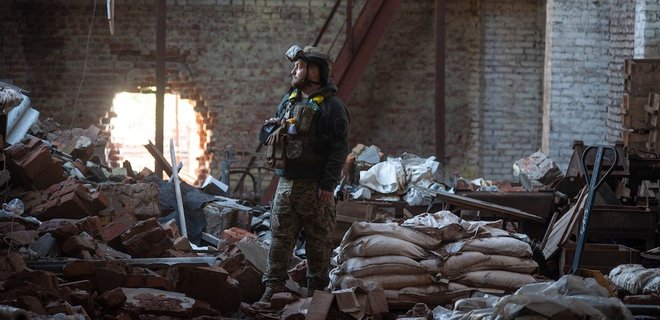 Соледар не захоплений РФ, тривають важкі бої, окупанти зазнають максимальних втрат — ЗСУ - Фото