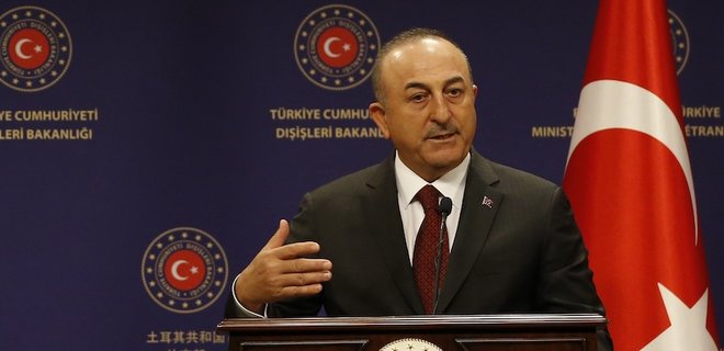 Глава МЗС Туреччини: Ми ведемо переговори з РФ та США, щоб вони не застосовували ядерну зброю - Фото