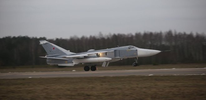 Россия наращивает авиагруппировку в Беларуси, готовится к скрытой мобилизации в Крыму – ГШ - Фото