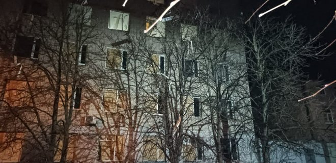 Армия России ударила по роддому, школе и поликлинике в Херсоне, есть разрушения – фото - Фото