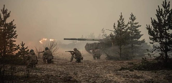 Армия России потеряла более 900 военных и под 60 единиц техники: сводка за сутки - Фото