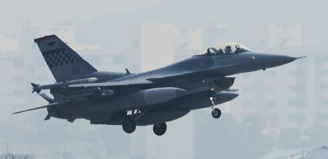 Пентагон не исключает передачу F-16. Данилов уже анонсирует эти истребители в небе Украины - Фото