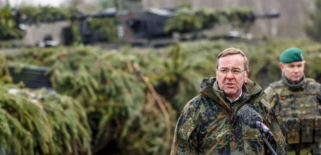 Міністр оборони Німеччини: Світ без Путіна був би кращим - Фото
