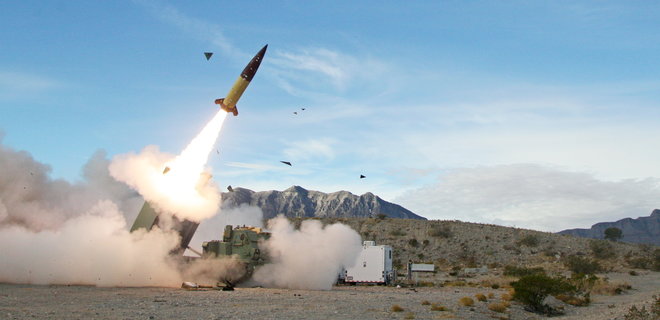 У Байдена думают, передавать ли Украине дальнобойные ракеты ATACMS – The New York Times - Фото