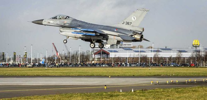Україна подала заявку Нідерландам на постачання винищувачів F-16 - Фото