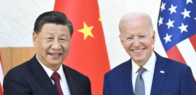 Байден: Останнє, чого хоче Сі Цзіньпін — це повністю розірвати відносини США та Китаю - Фото