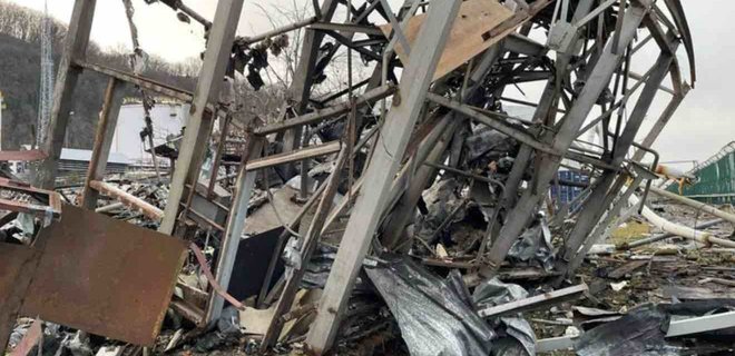 Появились фото разрушений на нефтебазе в Туапсе, которую атаковали беспилотники - Фото