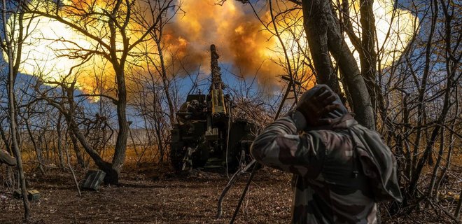 Генштаб: Оккупанты обстреляли Краматорск и Затоку, обломки ракеты упали на детсад - Фото