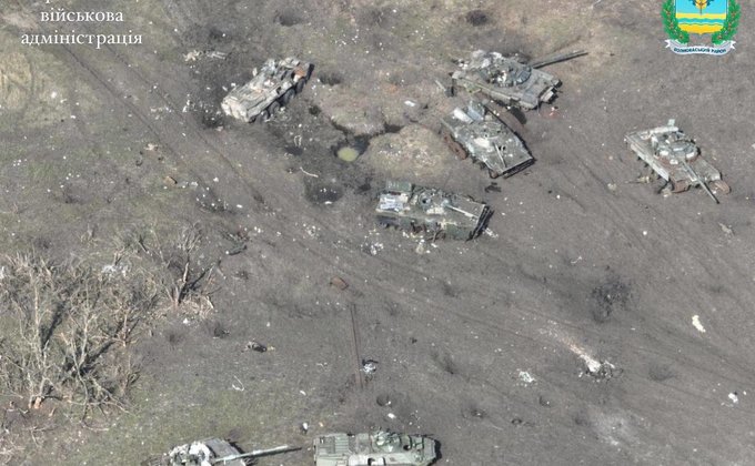 Под Угледаром бойцы 74 разведбатальона сожгли много бронетехники россиян – фото