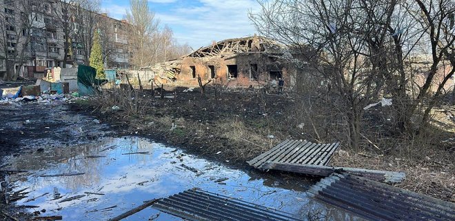 Окупанти обстріляли Костянтинівку з РСЗВ та С-300, пошкоджено будинки, загинули люди – фото - Фото