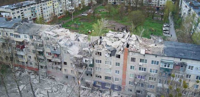 РФ обстреляла ракетами Славянск и Краматорск: есть попадания в дома, погибшие и раненые - Фото