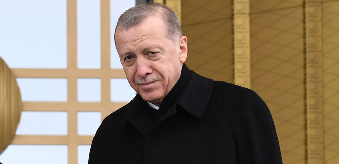 Эрдогану стало плохо в прямом эфире, пошли слухи об инфаркте, власти Турции опровергают - Фото