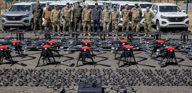 Федоров: К бою готовы восемь новых ударных рот дронов украинского производства – фото - Фото