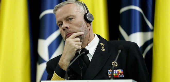 Глава військового комітету НАТО: Україна трансформувала війну, але Путін хоче перечекати - Фото
