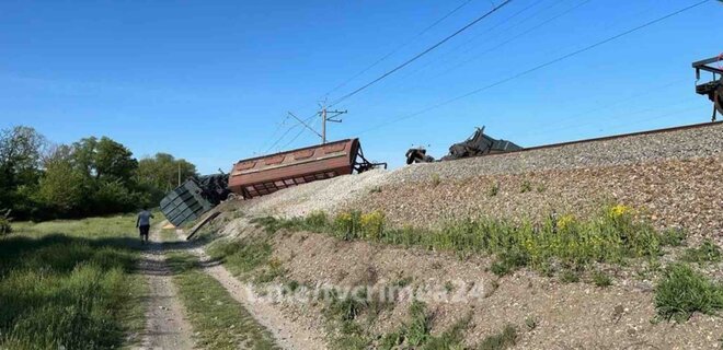Сход с рельсов товарных вагонов в Крыму. Эти пути используются для перевозки оружия – ГУР - Фото