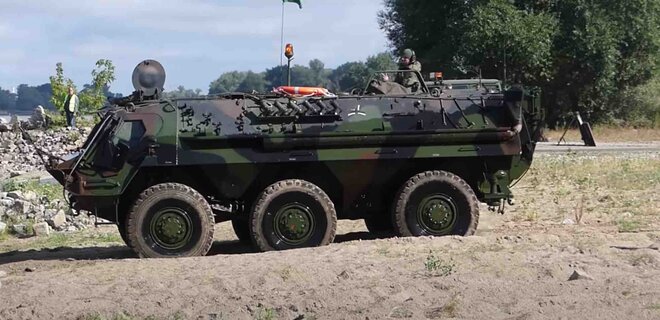 Немецкий Rheinmetall планирует производить в Украине бронетранспортеры Fuchs - Фото