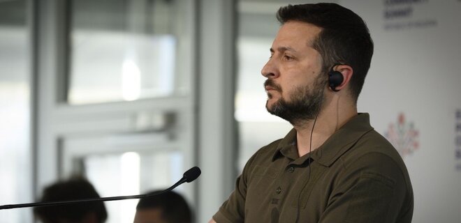 Зеленський заявив про підготовку нових оборонних рішень для України - Фото