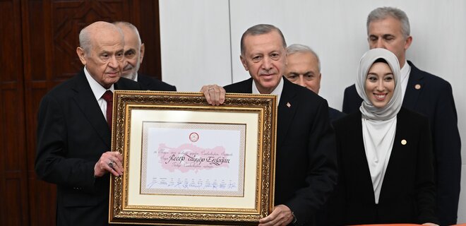 Ердоган – знову президент, до літа 2028 року. Фото та відео інавгурації у Туреччині - Фото