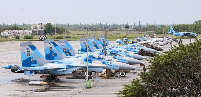 Росія атакувала військовий аеродром 