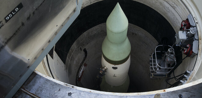 США, Китай та Росія збільшили кількість розгорнутих ядерних боєголовок — Інфографіка - Фото