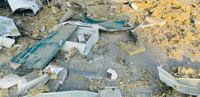 Нічна атака дронами. БпЛА пошкодив об'єкт інфраструктури у Запоріжжі, поранив людину - Фото