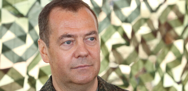 Медведев угрожает ядерным оружием, если у ВСУ будет успех. В США пообещали РФ последствия - Фото