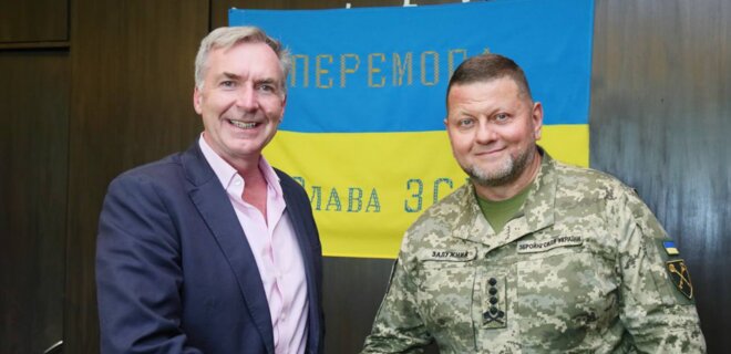 В Киев приехал начальник Штаба обороны Британии: Залужный рассказал детали наступления ВСУ - Фото