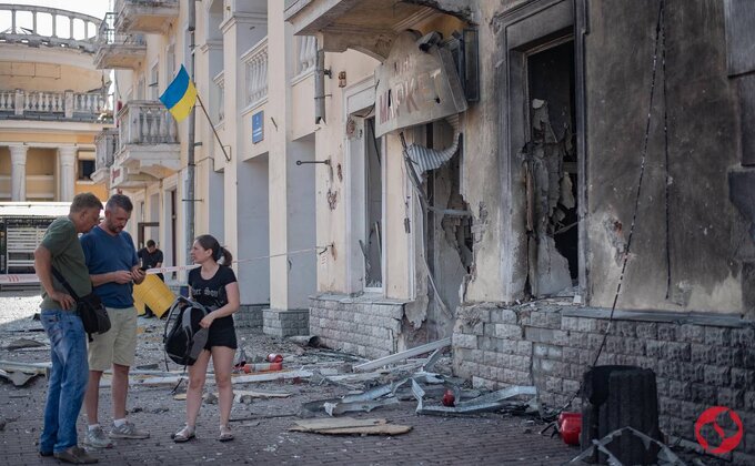 Чернігів після російської терористичної атаки по центру – фото