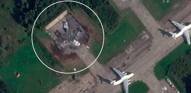 Псков. Появились детальные спутниковые снимки уничтоженных российских самолетов Ил-76 - Фото