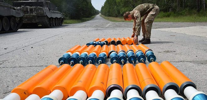 США могут впервые передать Украине снаряды с обедненным ураном – Reuters - Фото