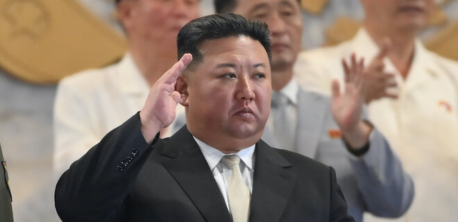 YTN: Ким Чен Ын на бронепоезде едет в РФ. Скорее всего, обсудит с Путиным поставки оружия - Фото