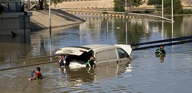 Наводнение в Ливии: официальное число погибших выросло до 6000 - Фото