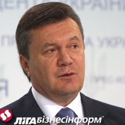 Янукович заявил, что Ющенко тоже пытался отменить политреформу