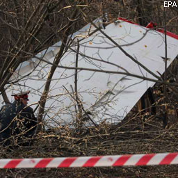 На месте крушения самолета Качиньского найдены новые останки
