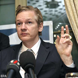 Основатель "WikiLeaks" задержан в Британии